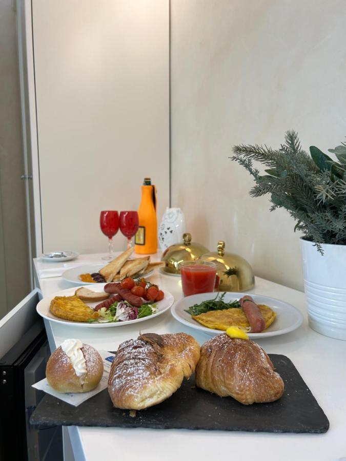 Piazza Venezia Luxury Suite روما المظهر الخارجي الصورة